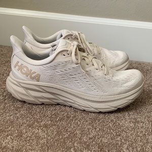 Hoka Clifton 8 Running Shoe